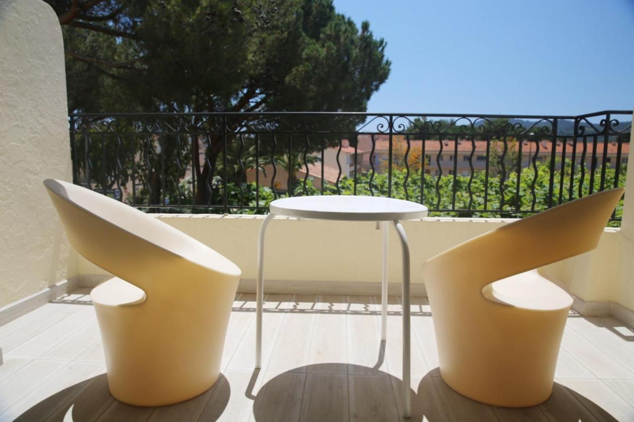Hotel De La Plage - Hdlp Bormes-les-Mimosas Exterior photo