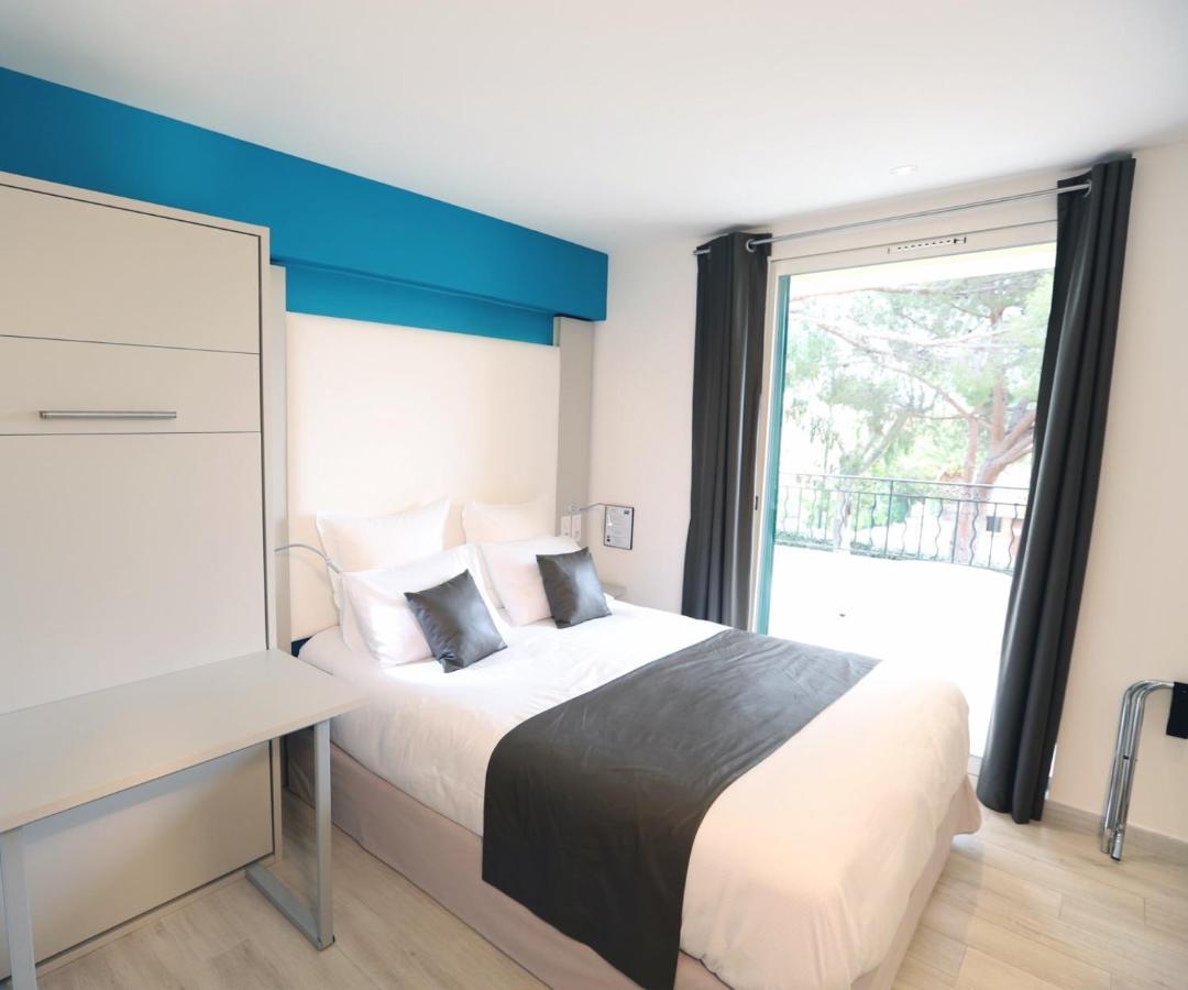 Hotel De La Plage - Hdlp Bormes-les-Mimosas Exterior photo