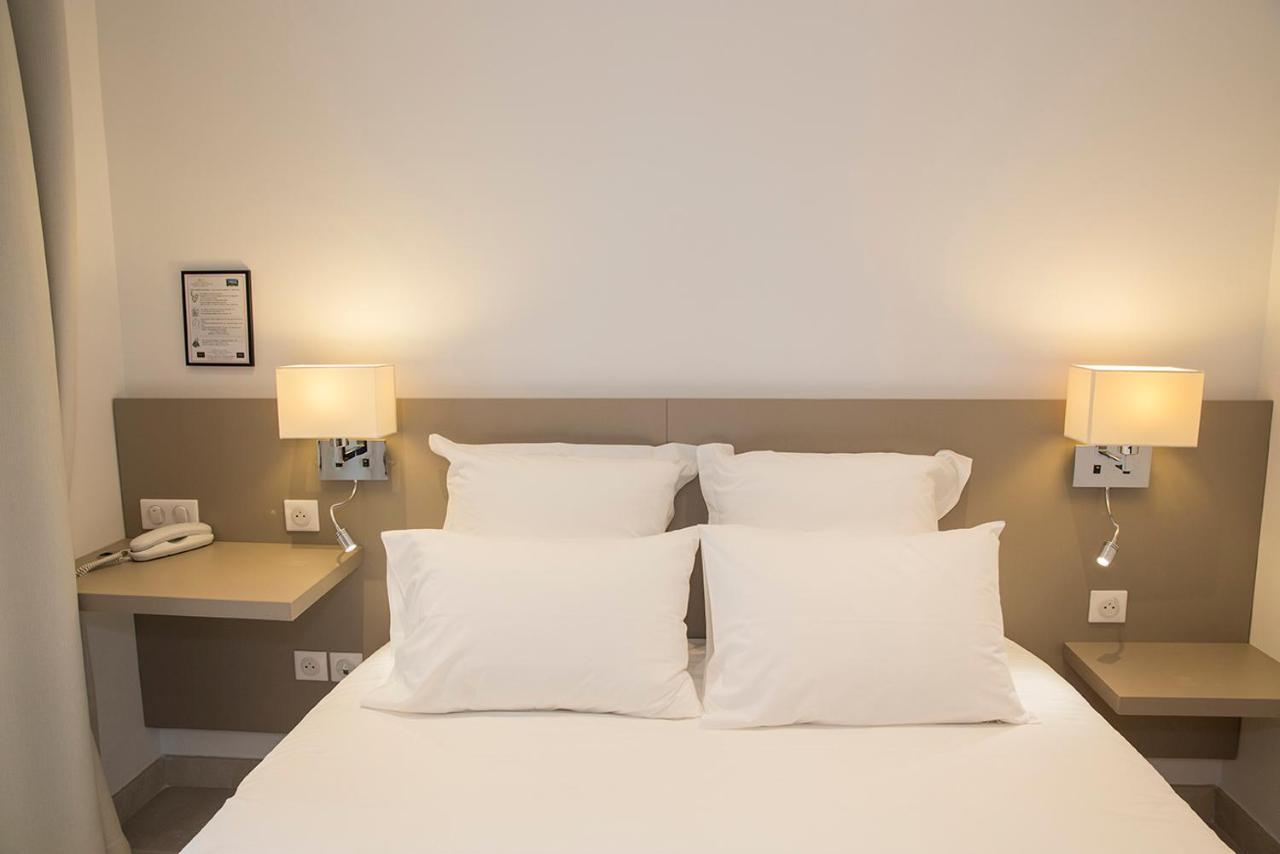 Hotel De La Plage - Hdlp Bormes-les-Mimosas Exterior photo
